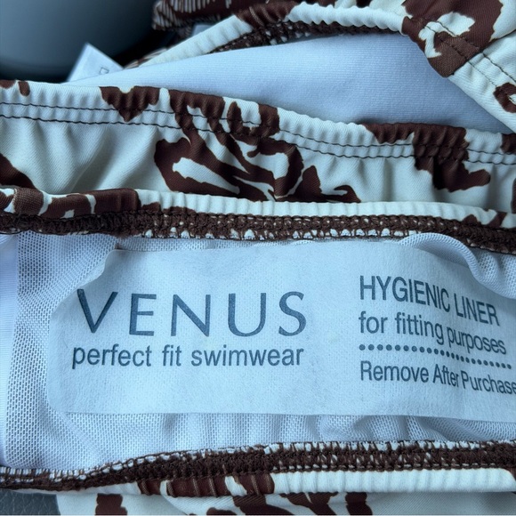 VENUS Athens One-Piece Swimsuit boho vacation beach cruise Size 8 - Picture 6 of 9